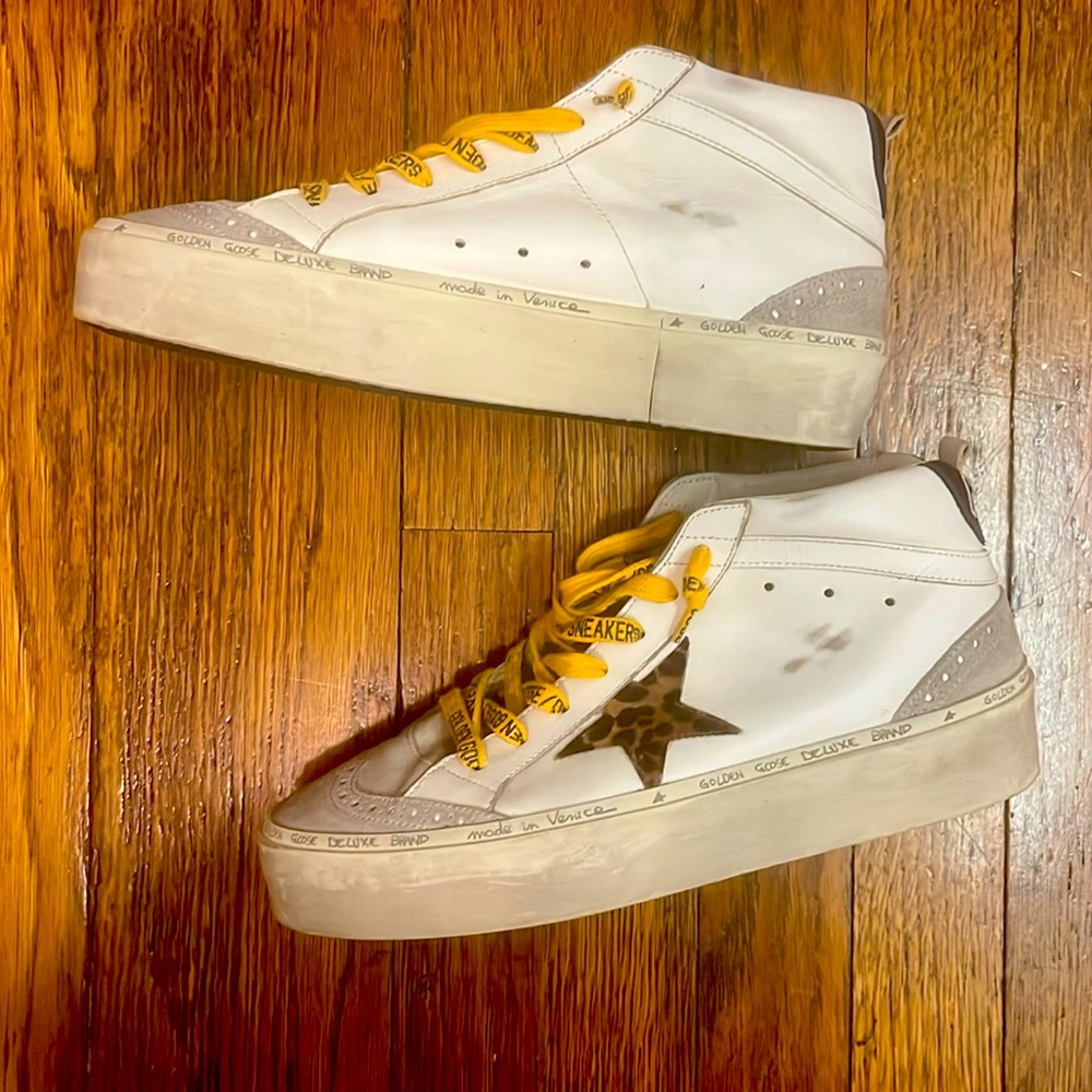 Brand New Golden Goose high tops ⭐️ Love this brand!